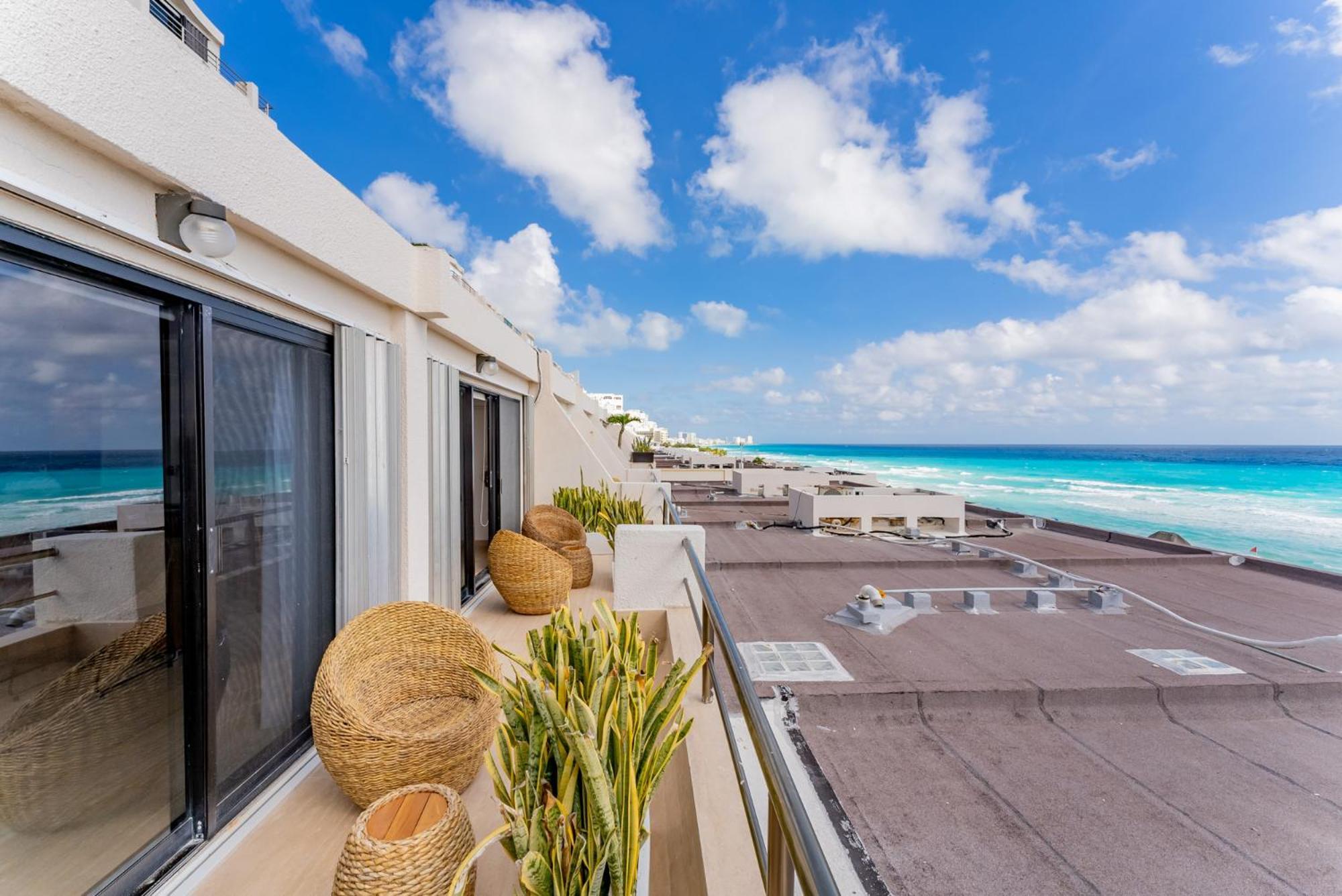 Apartment Amazing Caribbean Ocean View At Marlin In Cancún